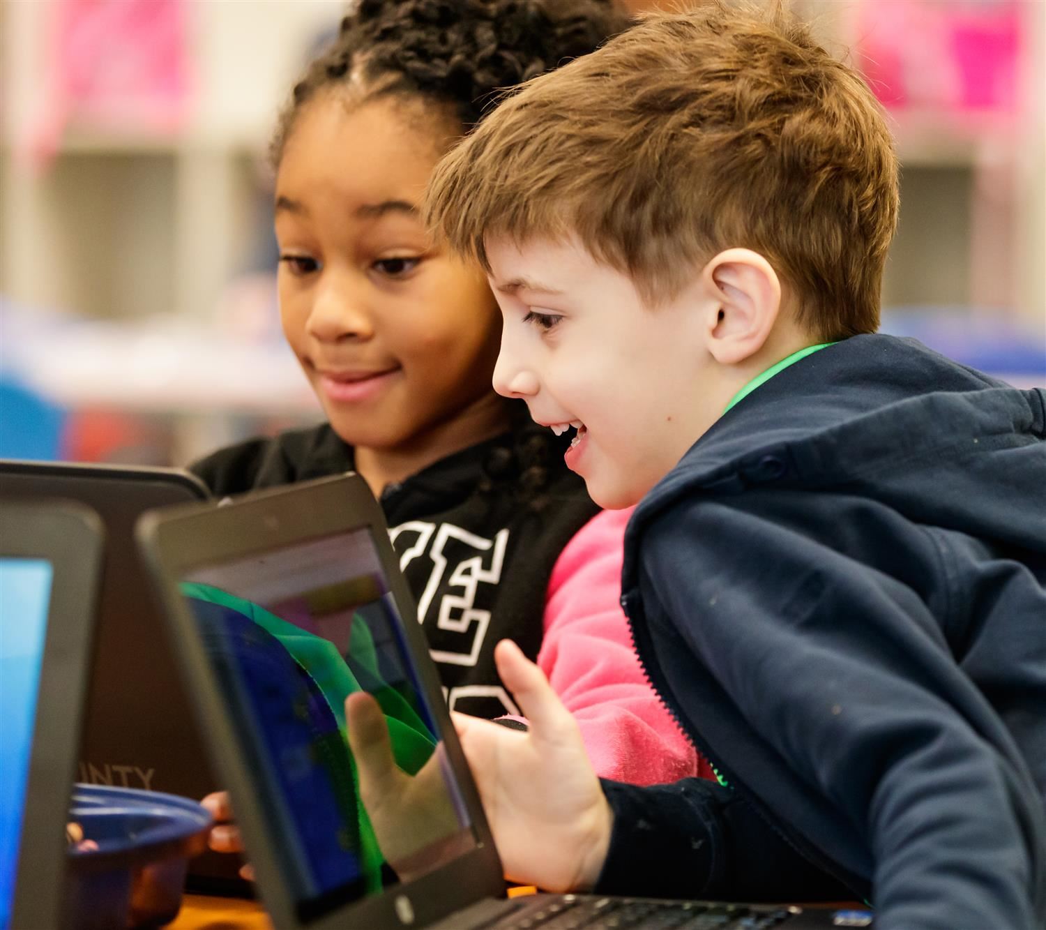  Children on laptop