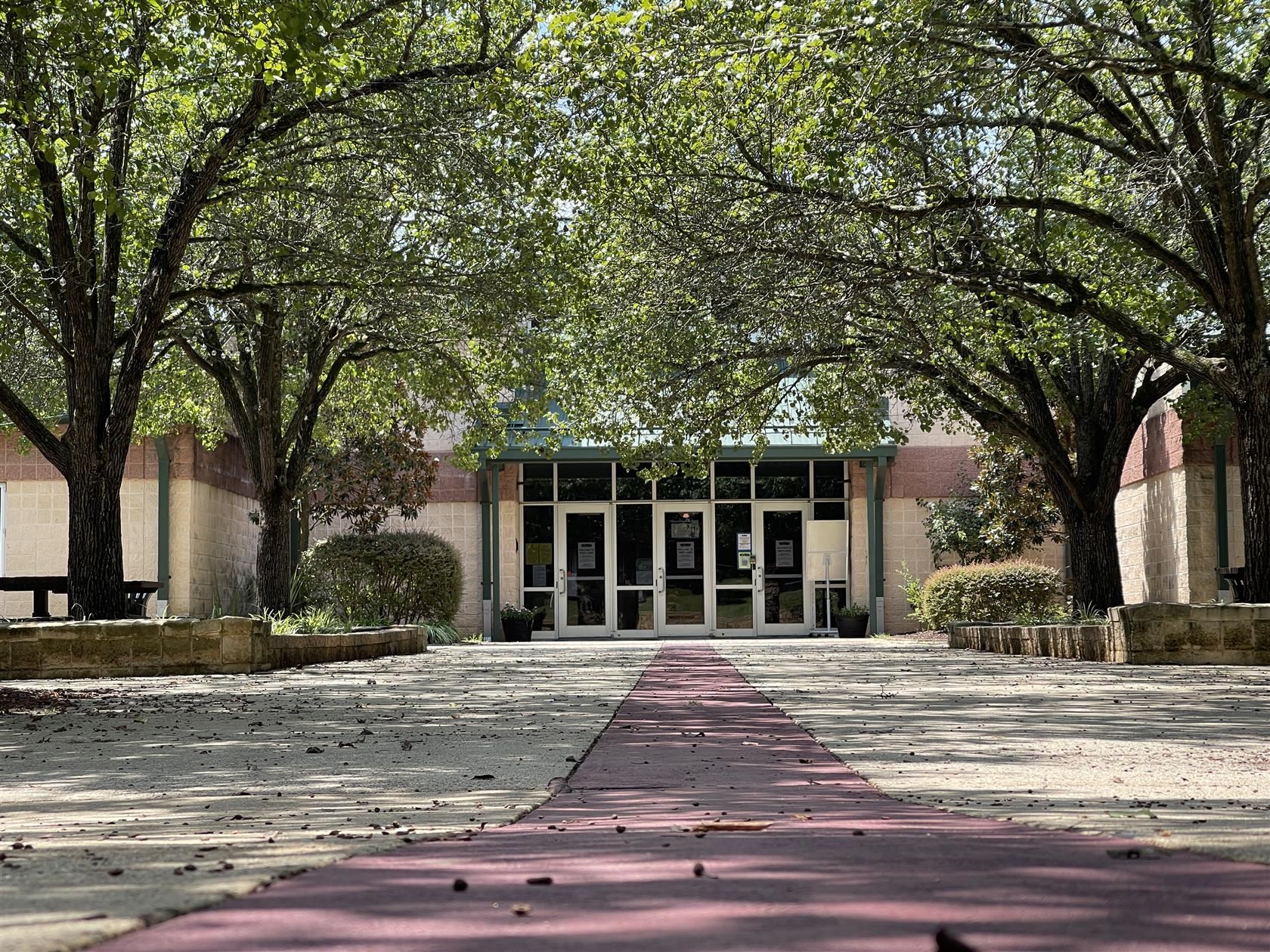  WLMS School Front Entrance